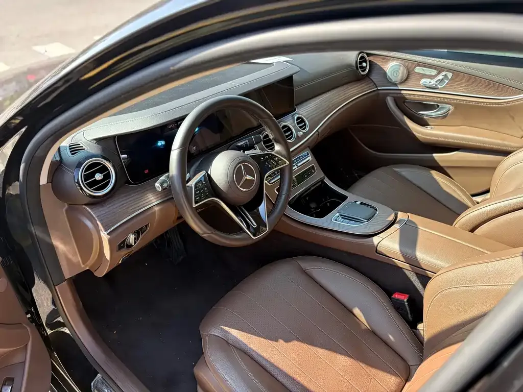 Mercedes-Benz E-Class 2022 из CN, фото 6