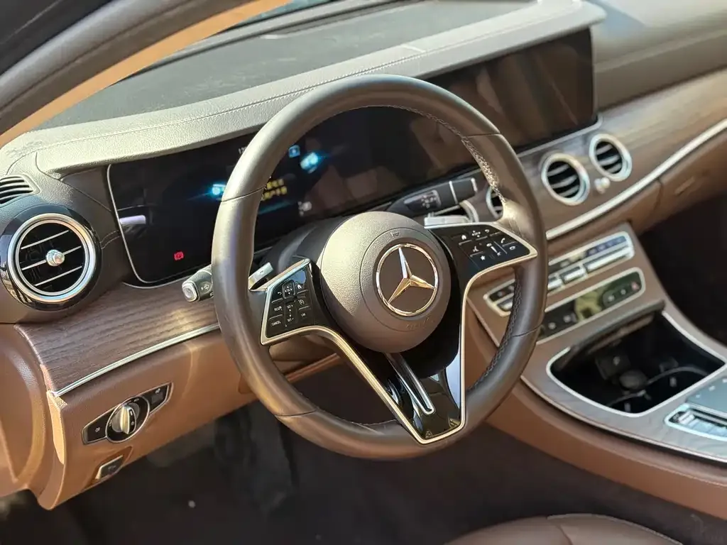 Mercedes-Benz E-Class 2022 из CN, фото 7