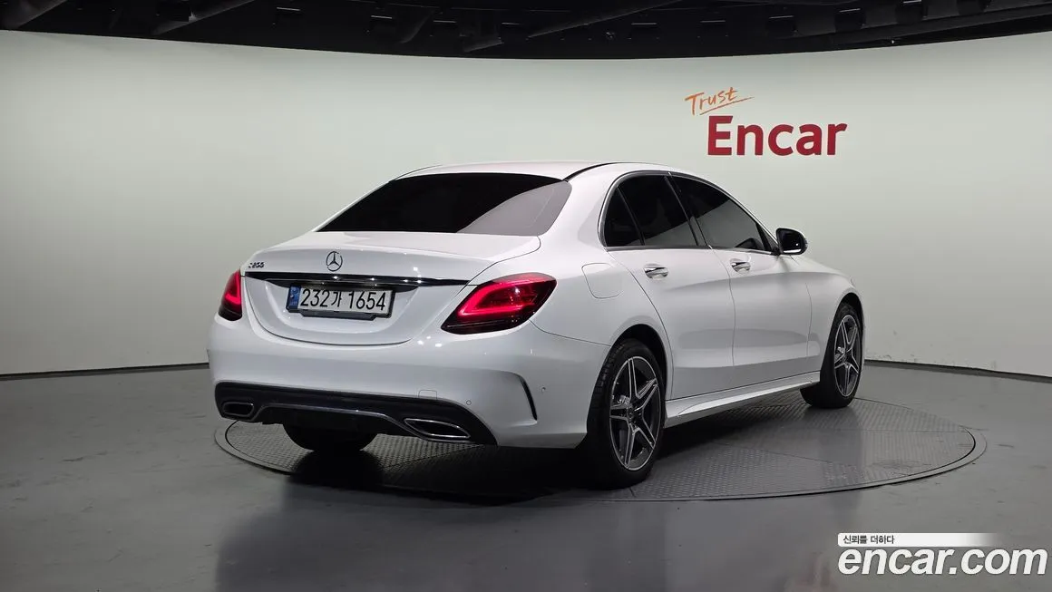 Mercedes-Benz C-Class 2021 из KR, фото 2
