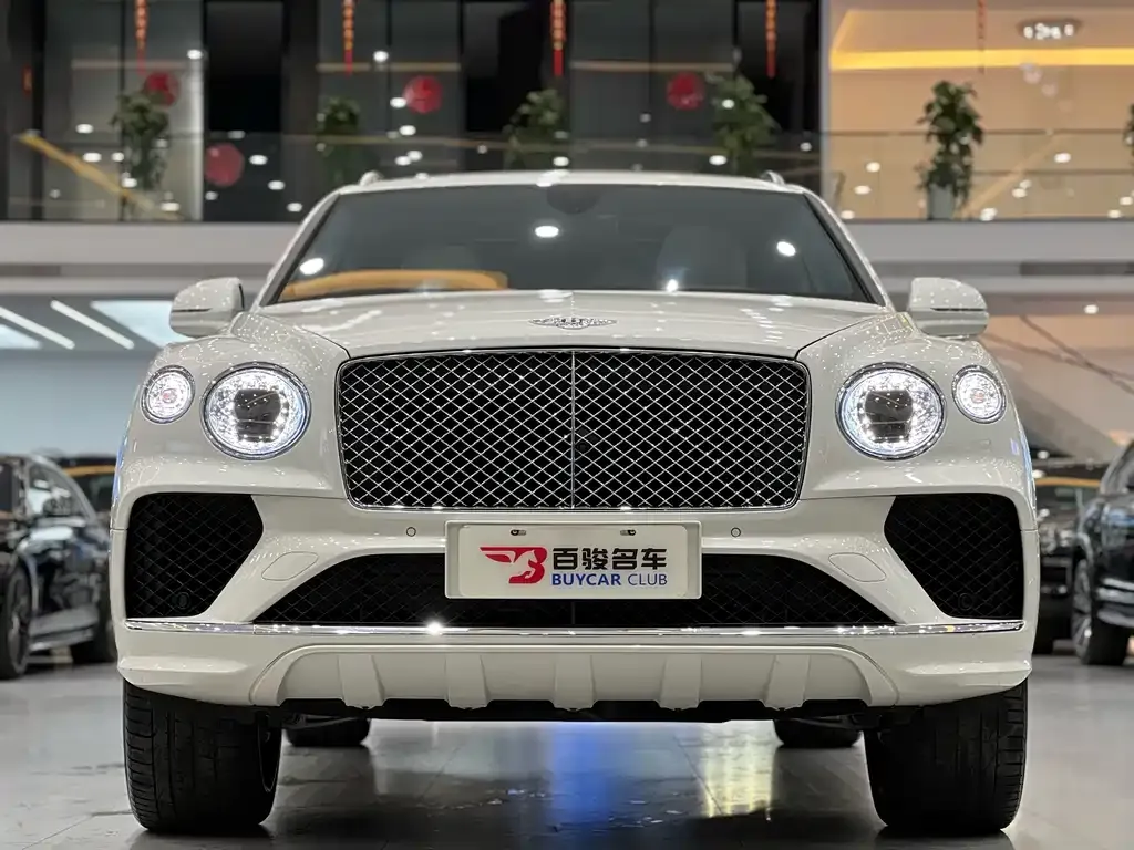 Bentley Bentayga 2022 из CN, фото 3