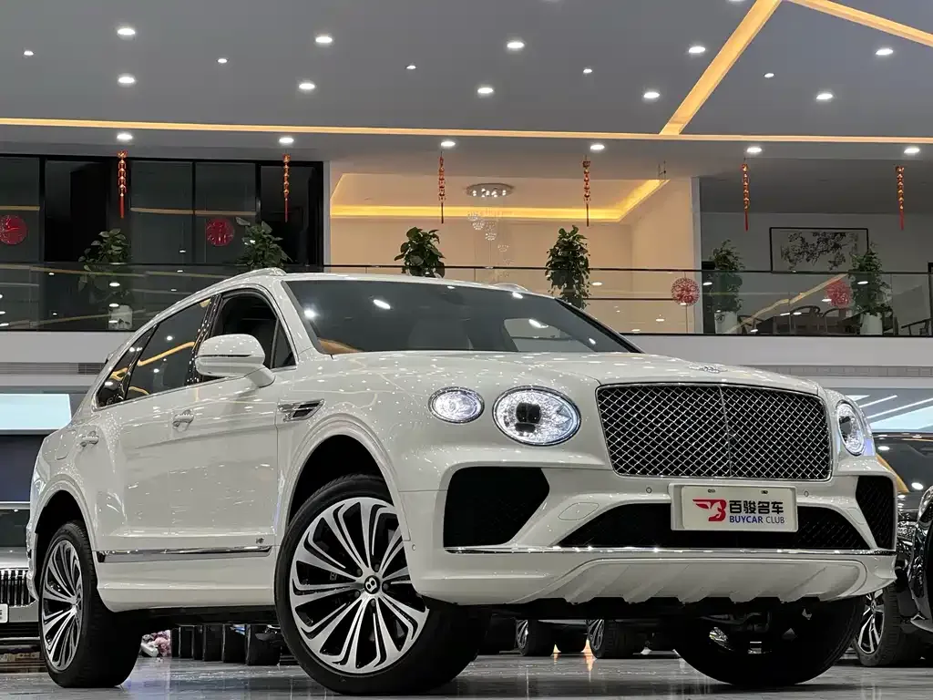 Bentley Bentayga 2022 из CN, фото 4