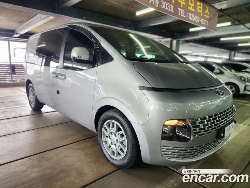 Hyundai Staria 2022 из KR, фото 2