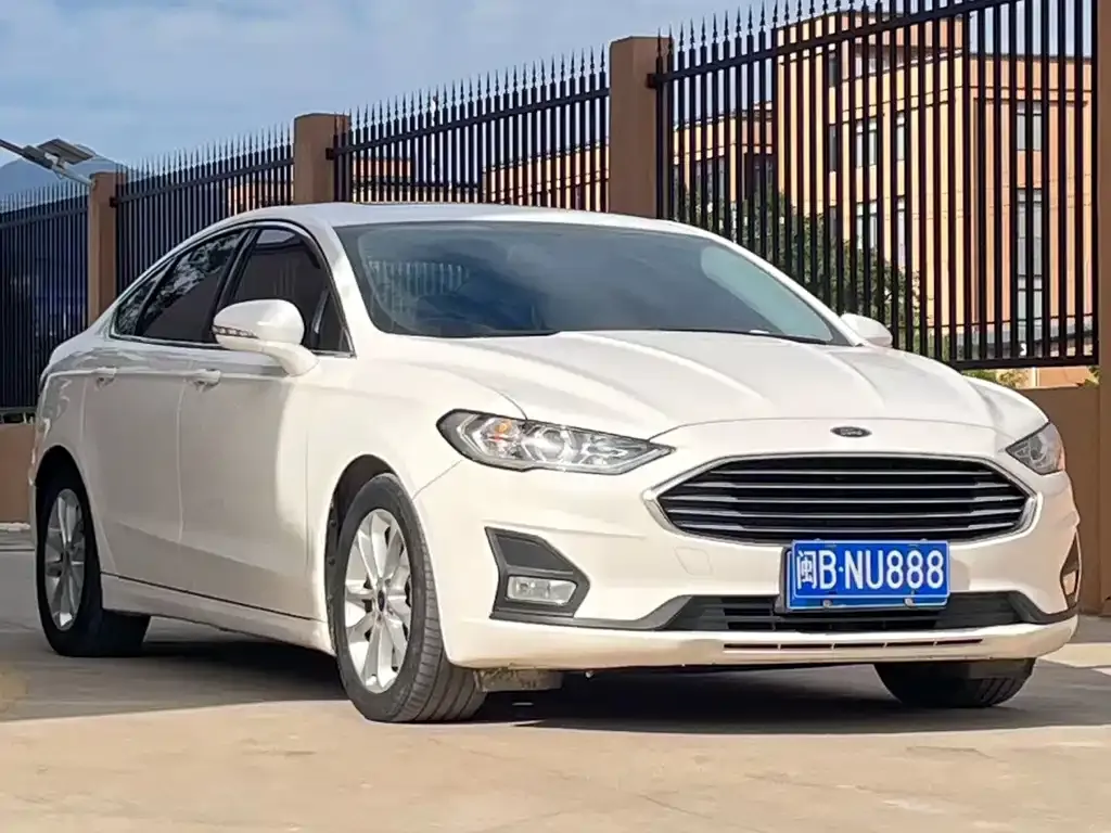 Ford Mondeo 2021 из CN, фото 3