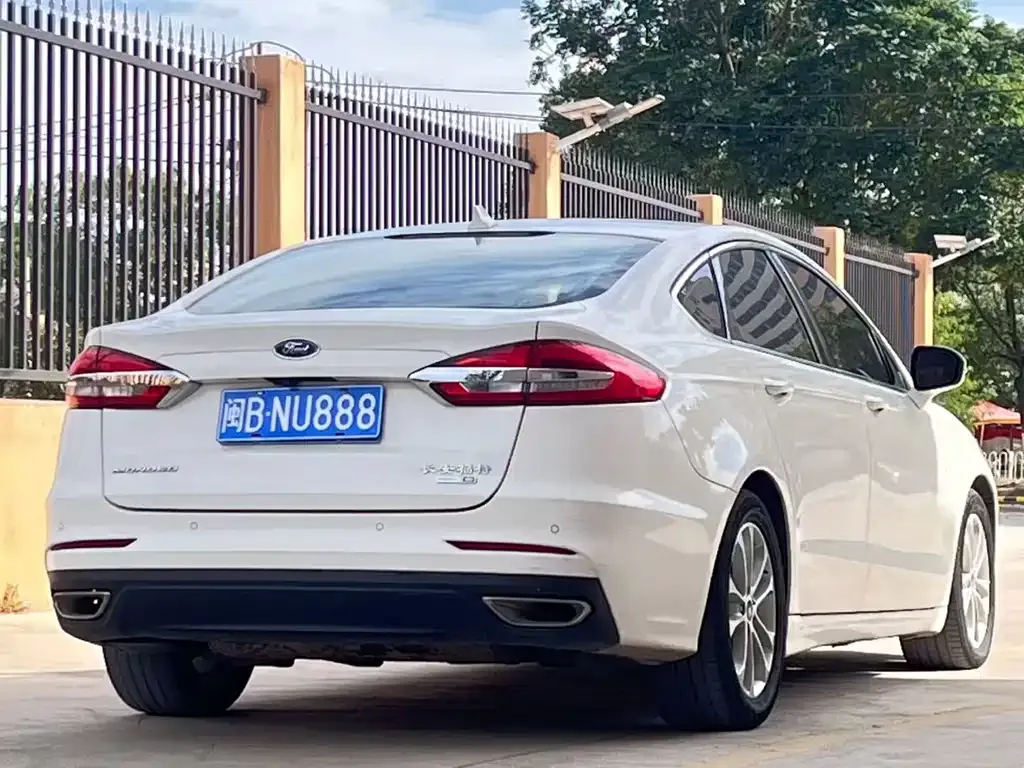 Ford Mondeo 2021 из CN, фото 7