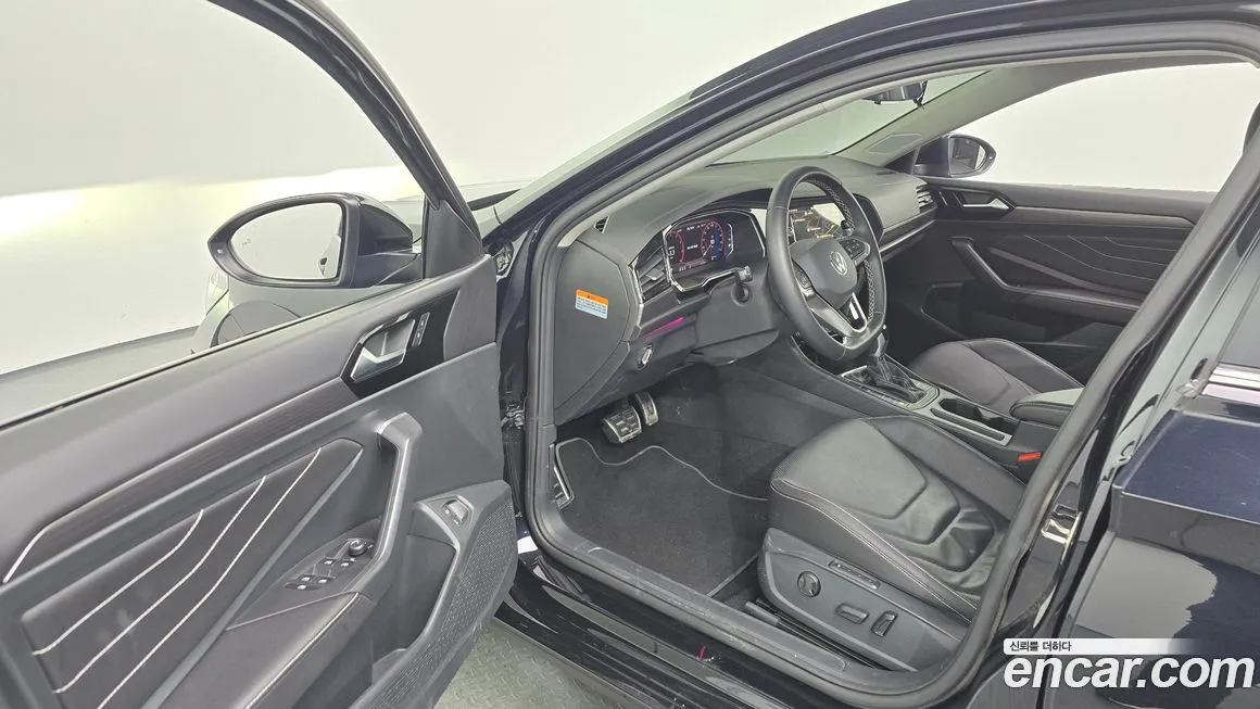 Volkswagen Jetta 2023 из KR, фото 10