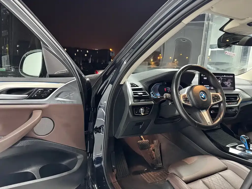 BMW iX3 2022 из CN, фото 5