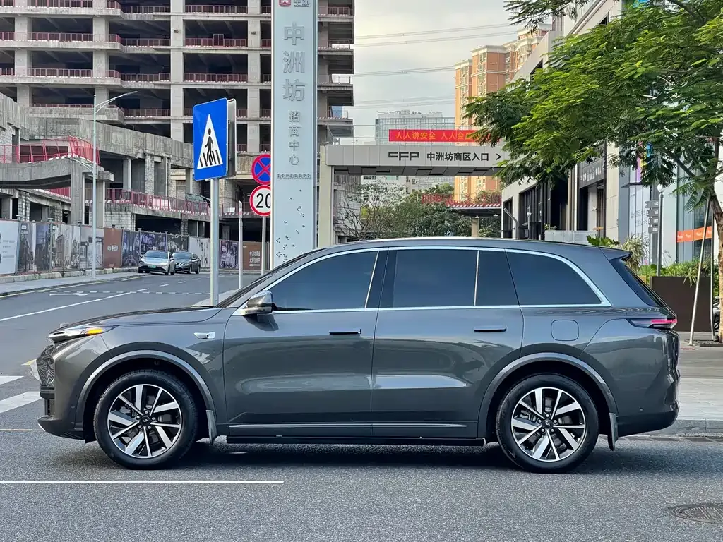 Li Auto L8 2022 из CN, фото 3