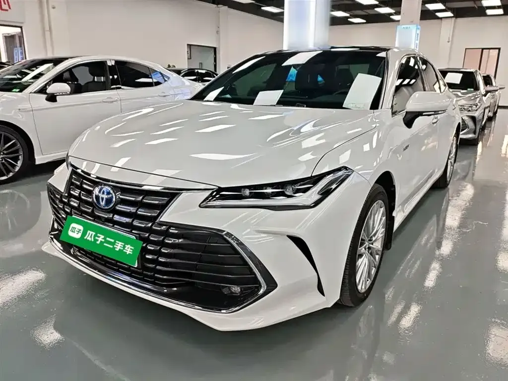 Toyota Avalon 2024 из CN, фото 2