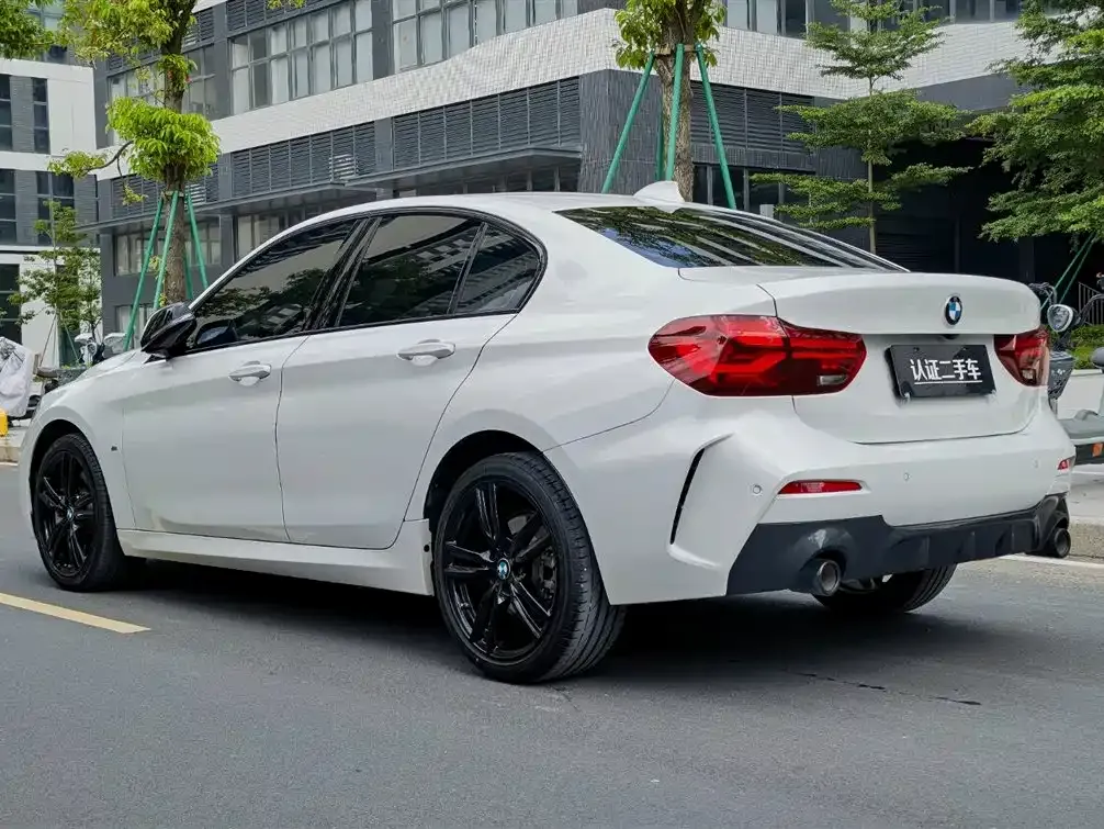 BMW 1 Series 2023 из CN, фото 5