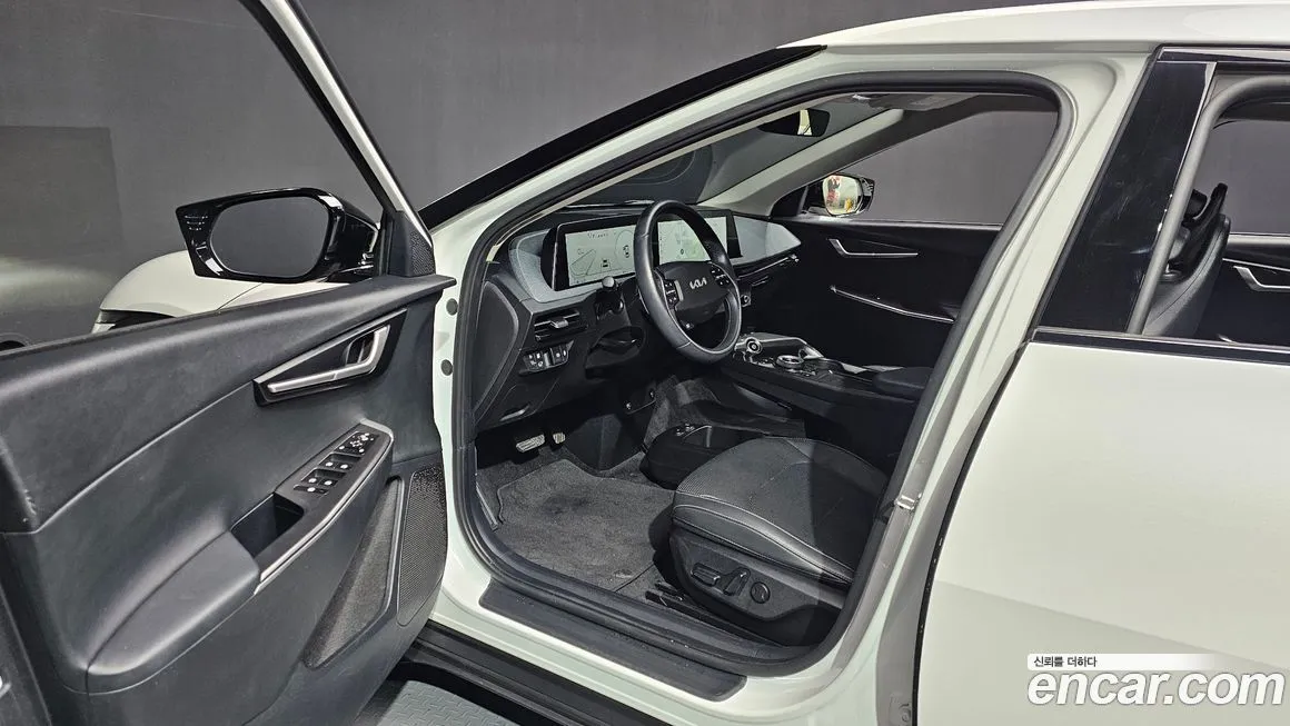 Kia EV6 2022 из KR, фото 10