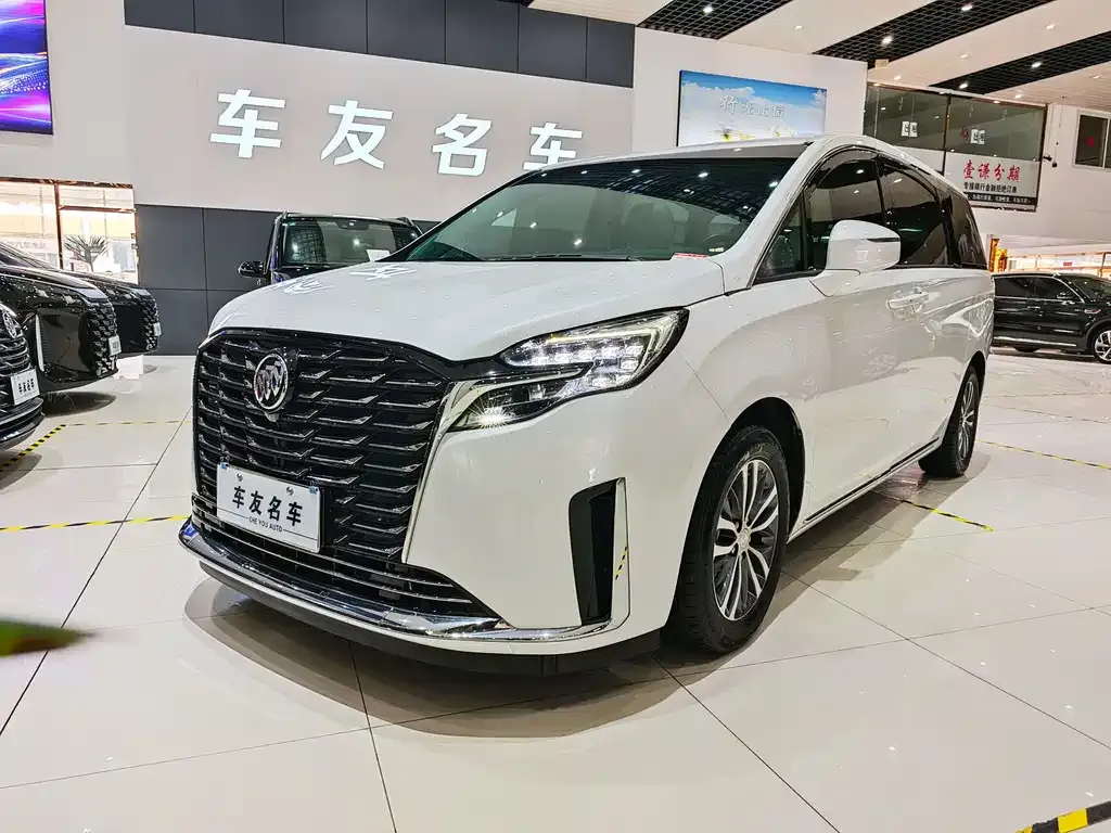 Buick GL8 2023 из CN, фото 2