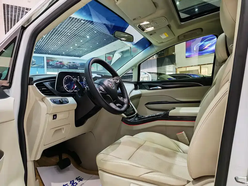 Buick GL8 2023 из CN, фото 4