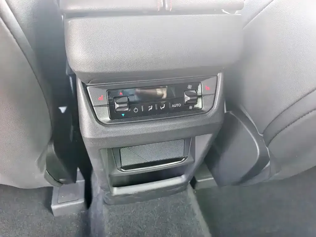 Ford Edge 2023 из CN, фото 10