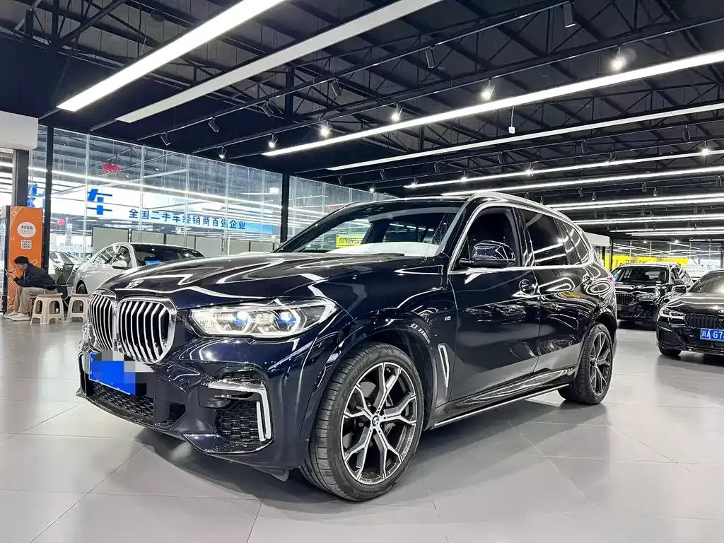 BMW X5 — фото 1