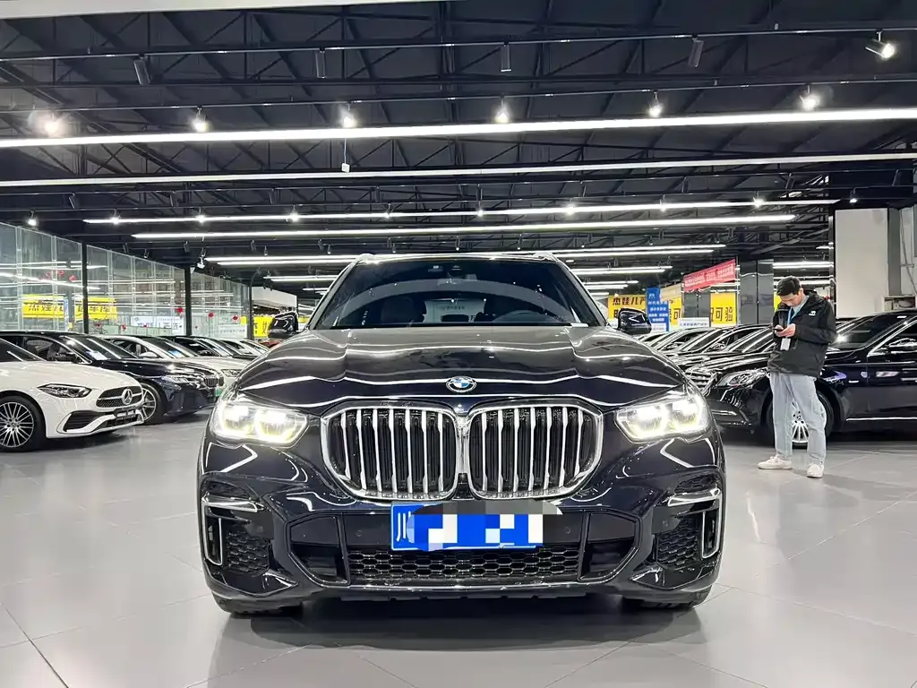 BMW X5 — фото 2