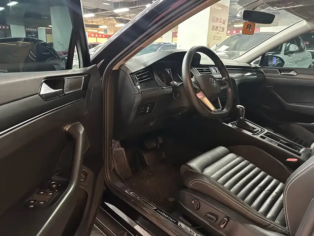 Volkswagen Magotan 2021 из CN, фото 6