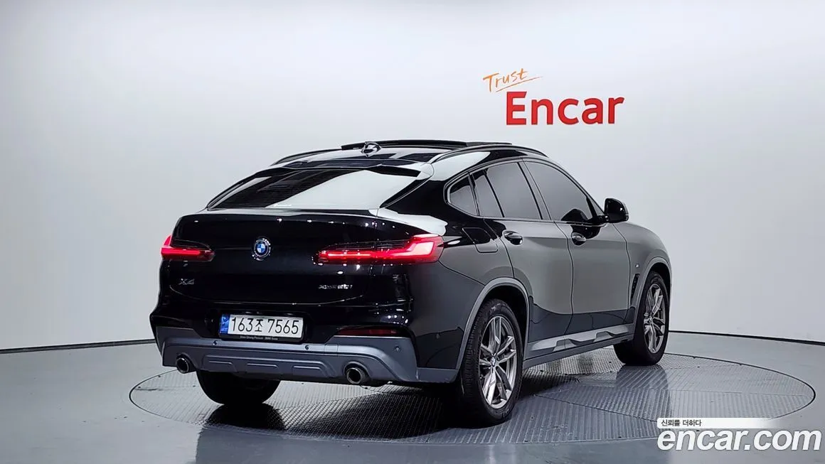 BMW X4 2021 из KR, фото 2