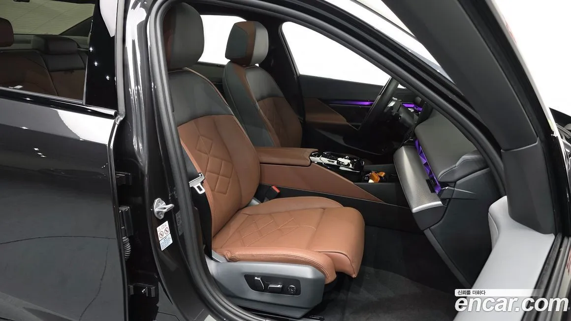 BMW 5-Series 2025 из KR, фото 10