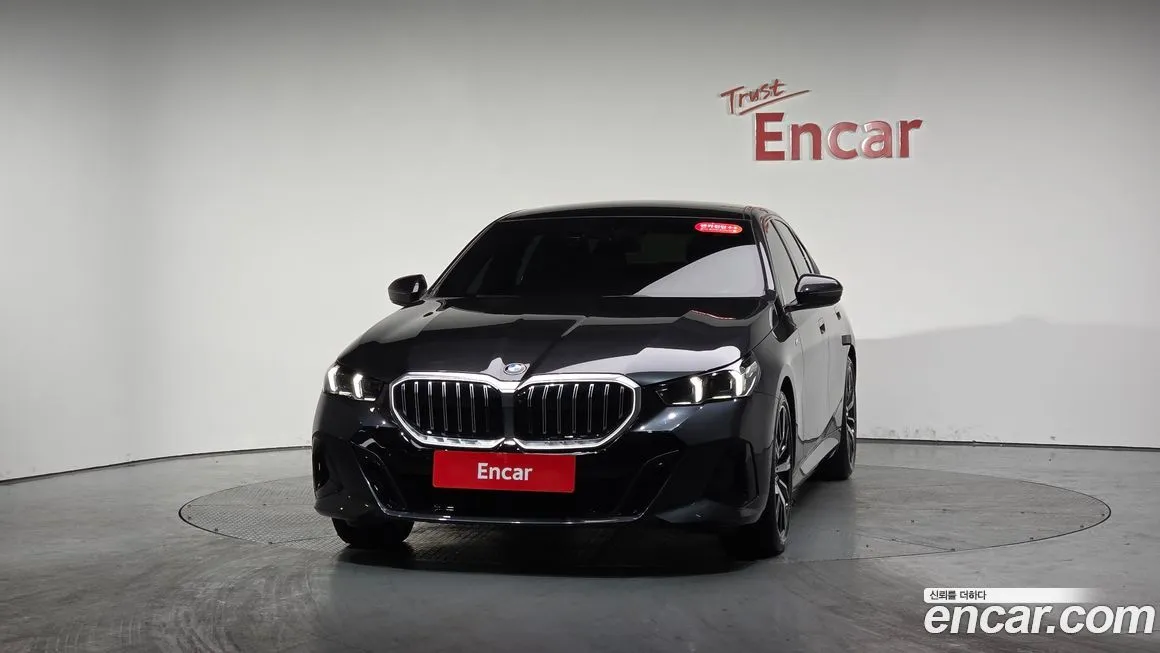 BMW 5-Series 2025 из KR, фото 3