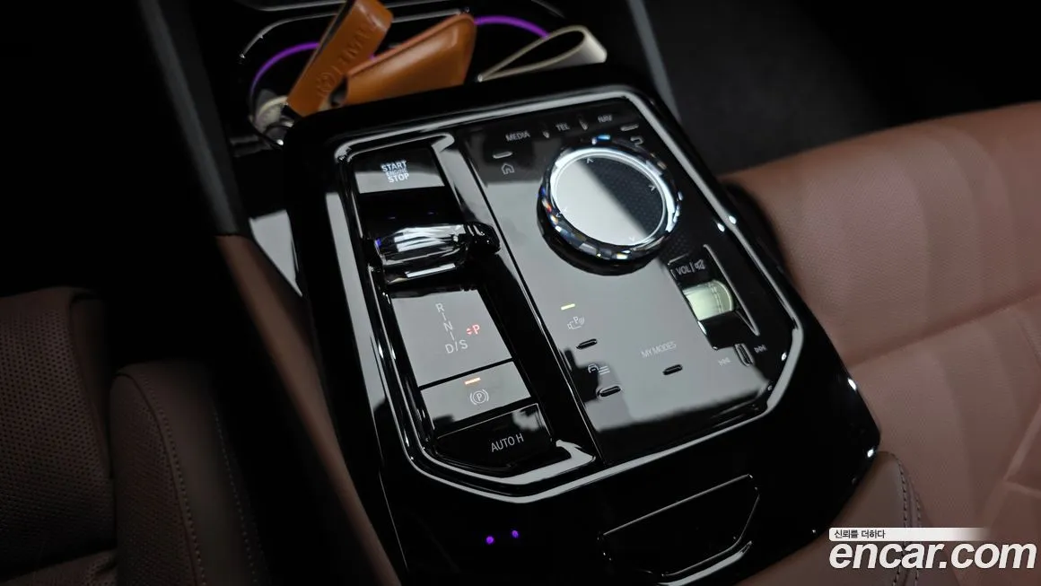 BMW 5-Series 2025 из KR, фото 9
