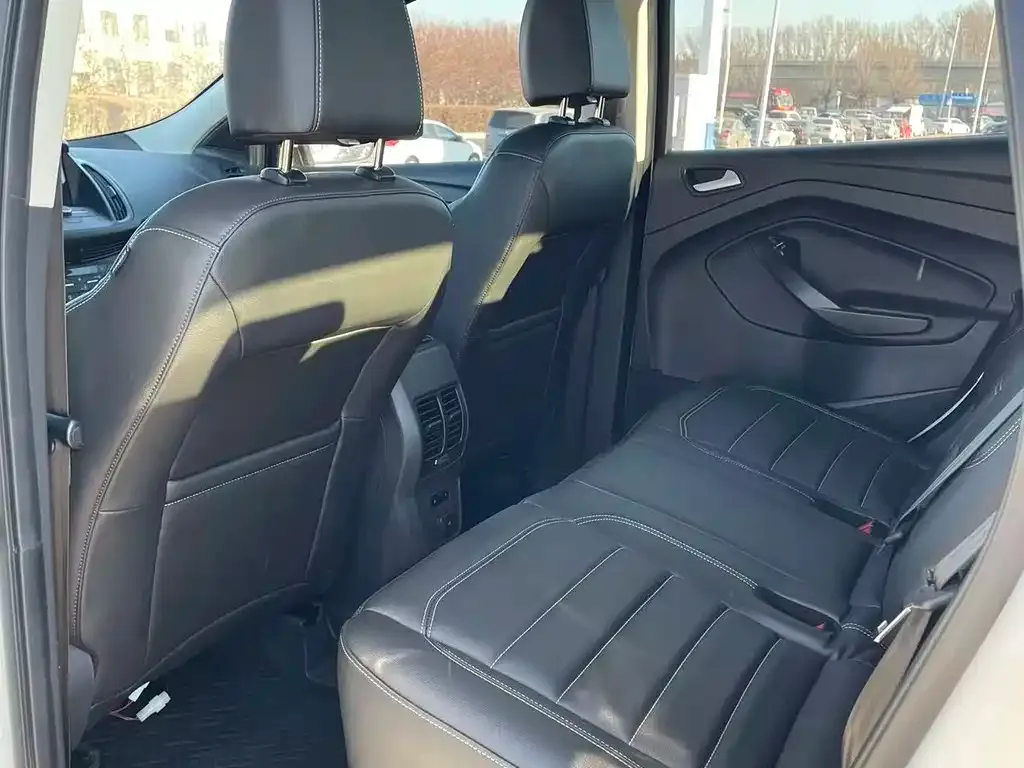 Ford Kuga 2021 из CN, фото 5