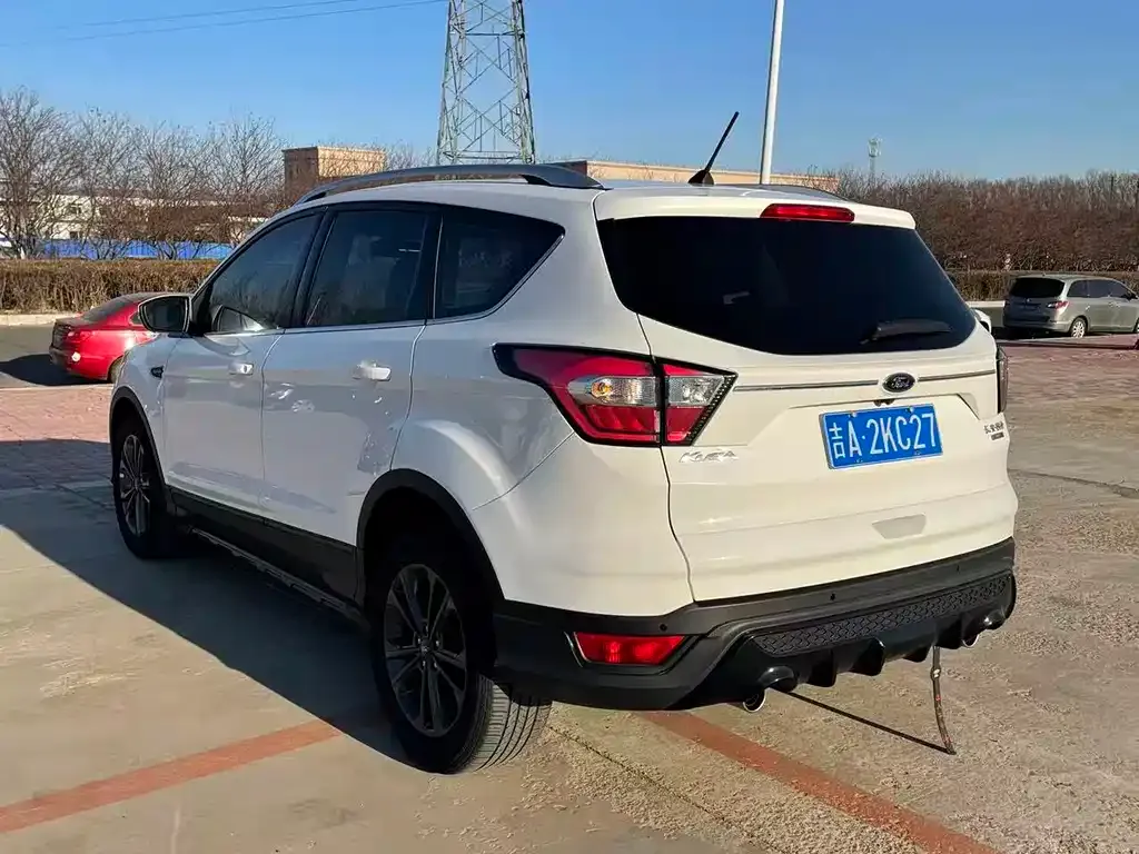 Ford Kuga 2021 из CN, фото 7
