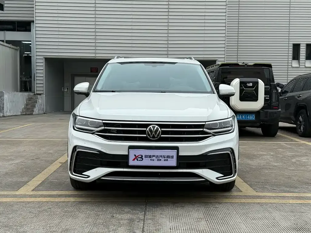 Volkswagen Tiguan L 2024 из CN, фото 2