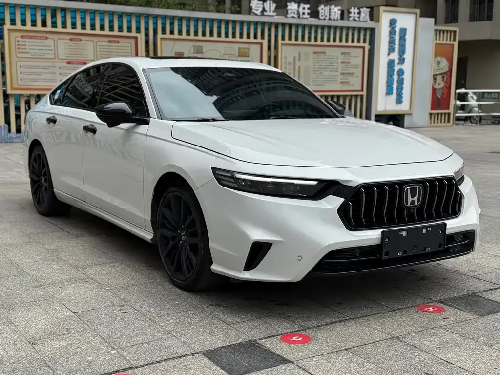 Honda Inspire 2024 из CN, фото 3