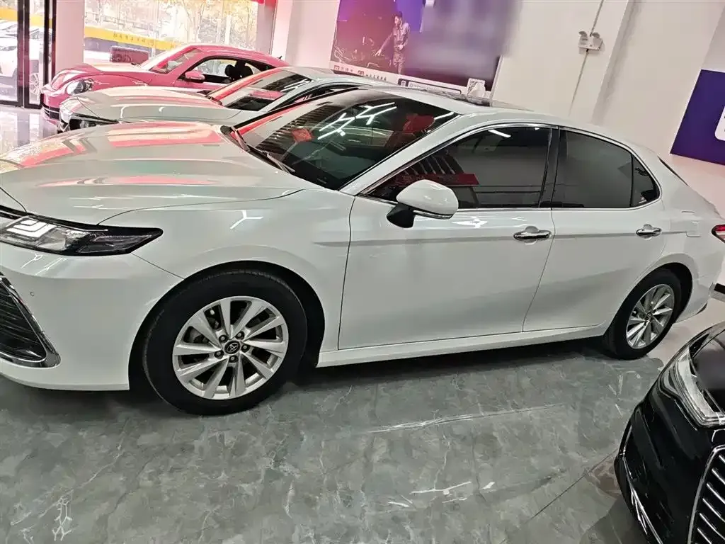 Toyota Camry 2021 из CN, фото 5