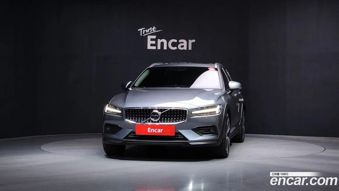 Volvo V60 2021 из KR, фото 3