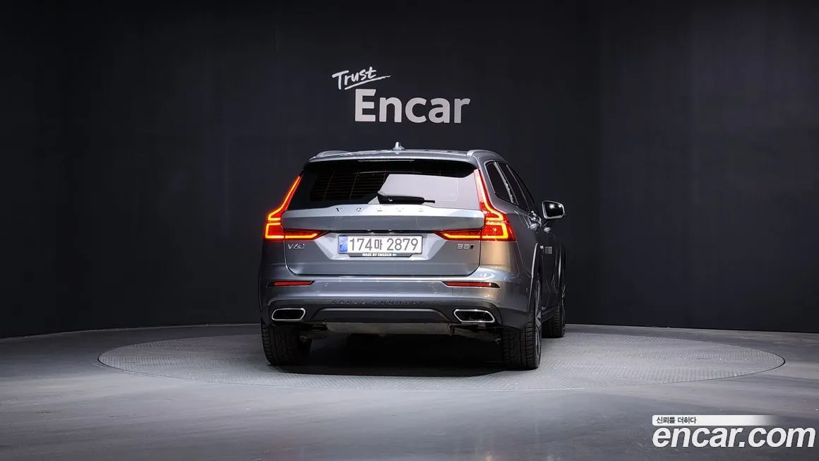 Volvo V60 2021 из KR, фото 4