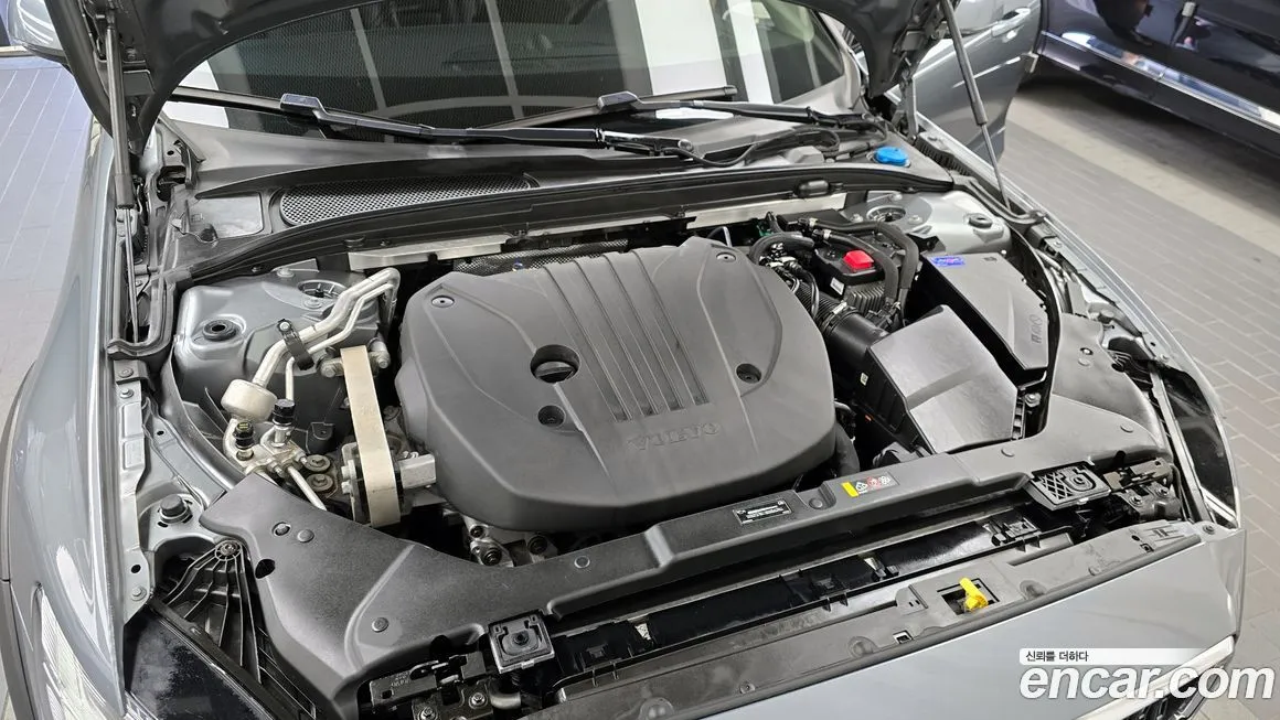 Volvo V60 2021 из KR, фото 6