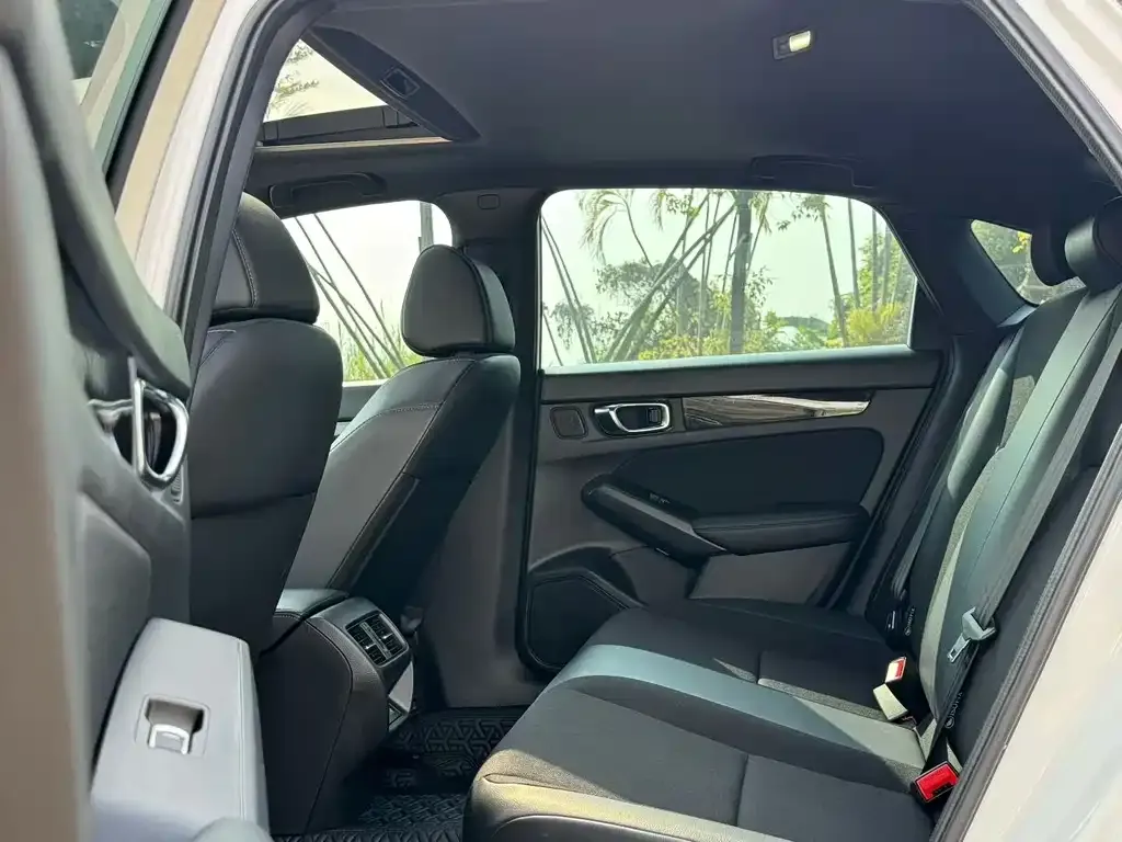 Honda Civic 2023 из CN, фото 9