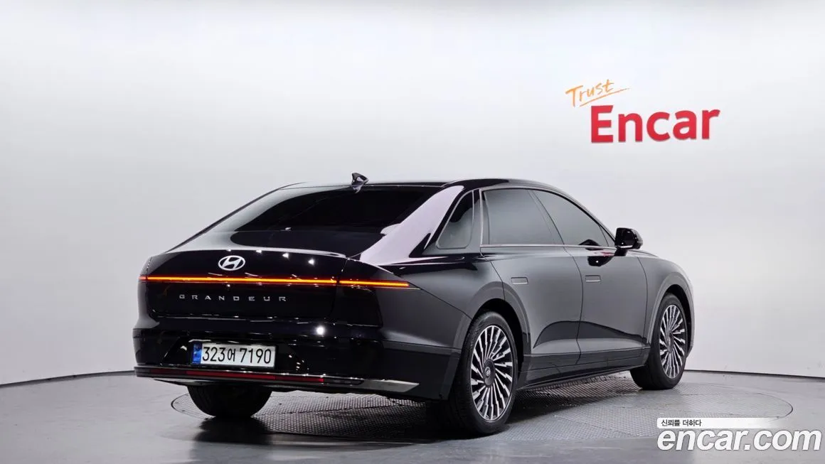 Hyundai Grandeur 2023 из KR, фото 2