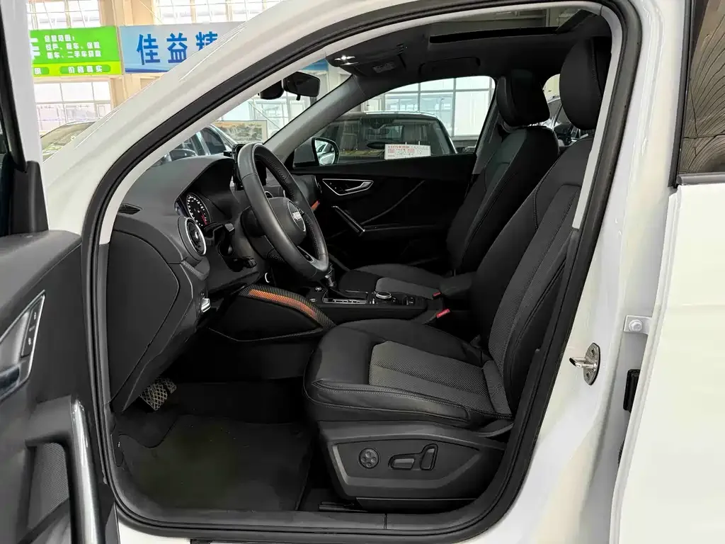 Audi Q2L 2021 из CN, фото 8