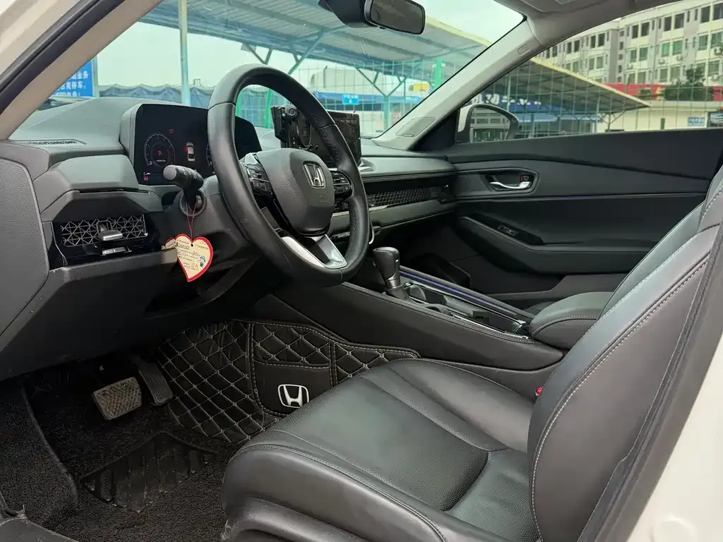 Honda Accord 2023 из CN, фото 9
