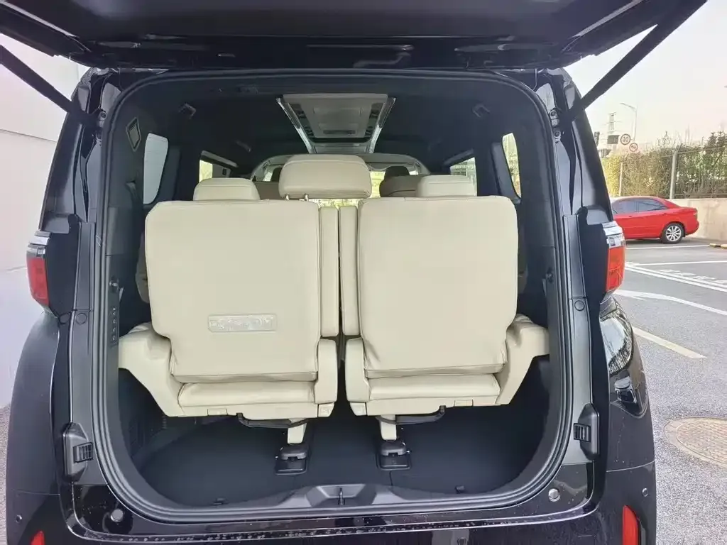 Toyota Alphard 2025 из CN, фото 4