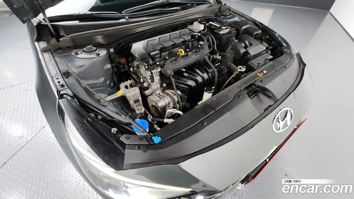 Hyundai AVANTE — фото 6