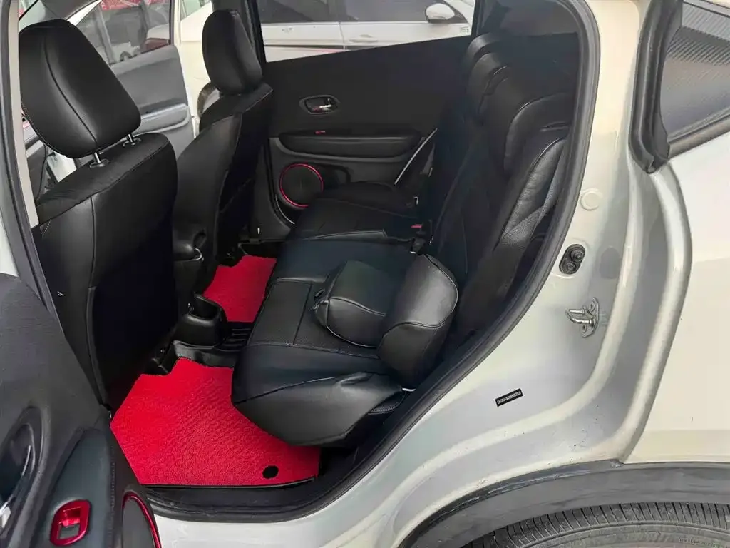 Honda Vezel 2021 из CN, фото 5