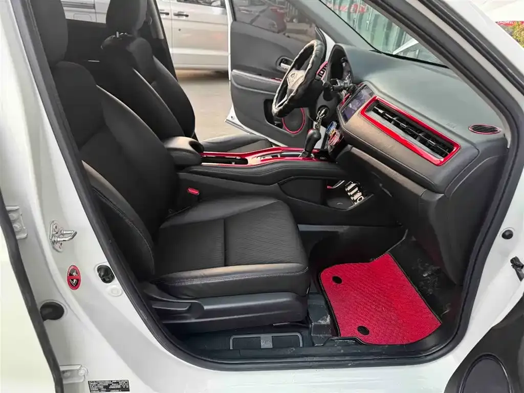 Honda Vezel 2021 из CN, фото 7