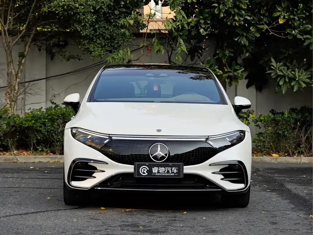 Mercedes-Benz EQS 2023 из CN, фото 2