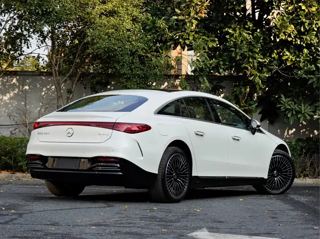Mercedes-Benz EQS 2023 из CN, фото 4