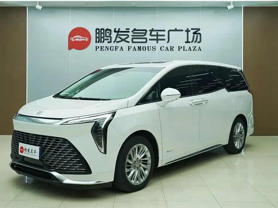 Buick Century 2023 из CN, фото 1