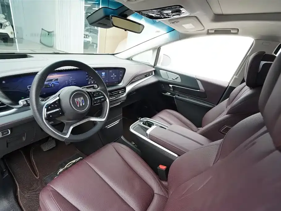 Buick Century 2023 из CN, фото 3