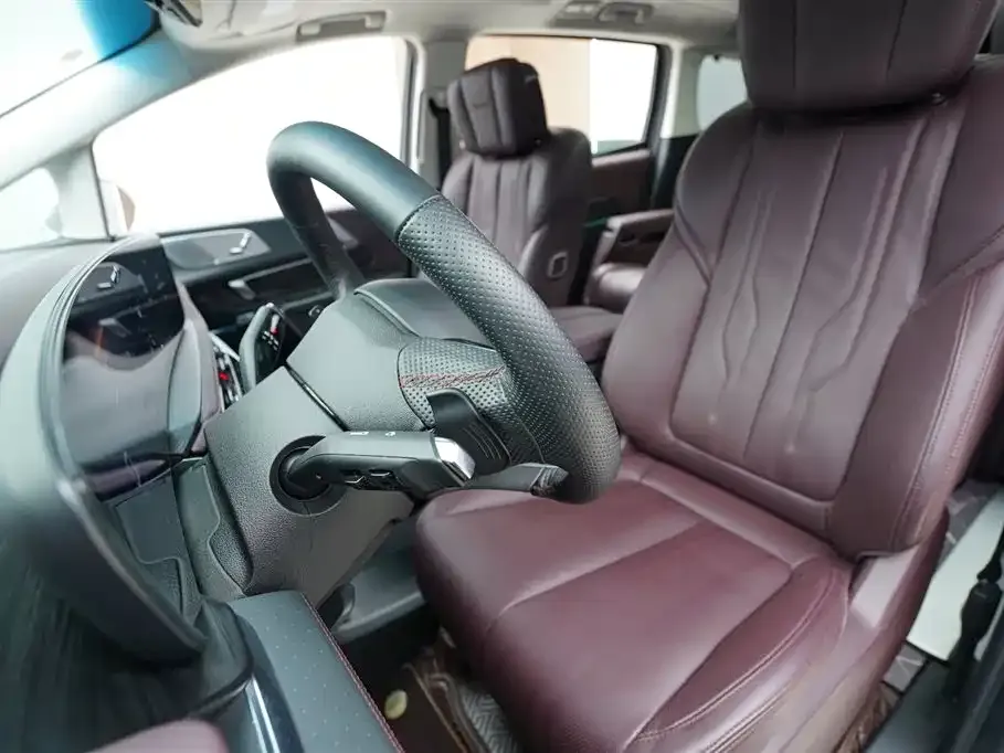 Buick Century 2023 из CN, фото 4