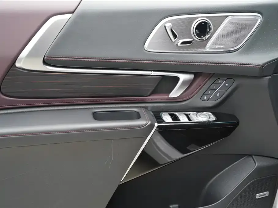 Buick Century 2023 из CN, фото 5