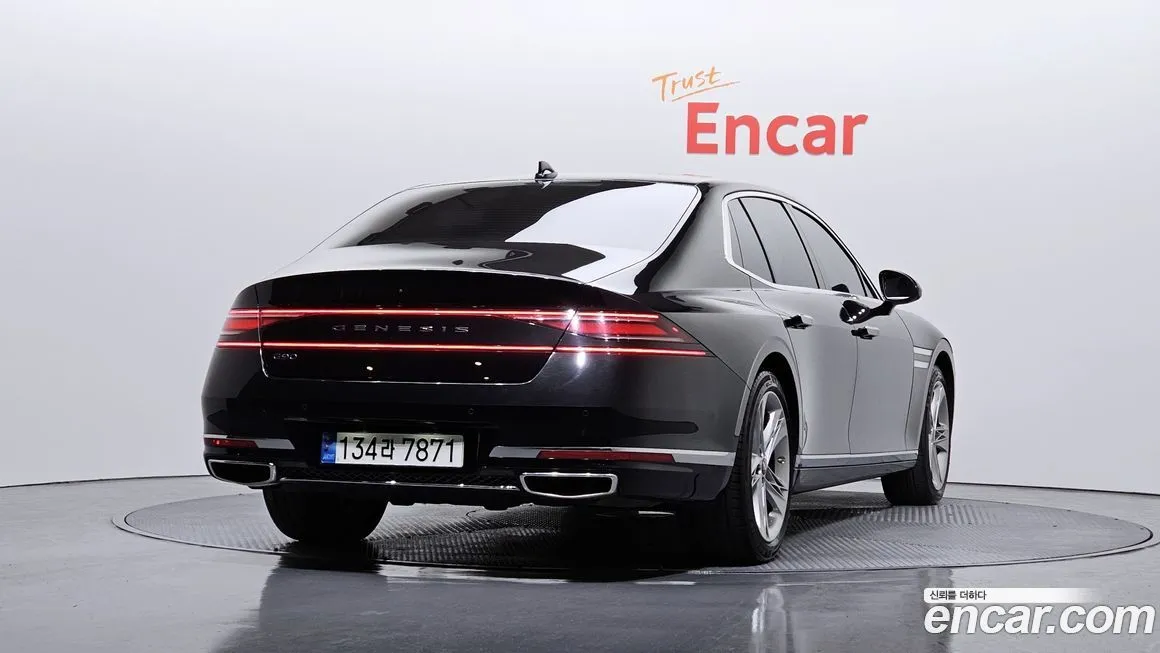 Genesis G90 2022 из KR, фото 2