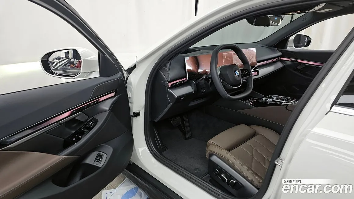 BMW 5-Series 2026 из KR, фото 10
