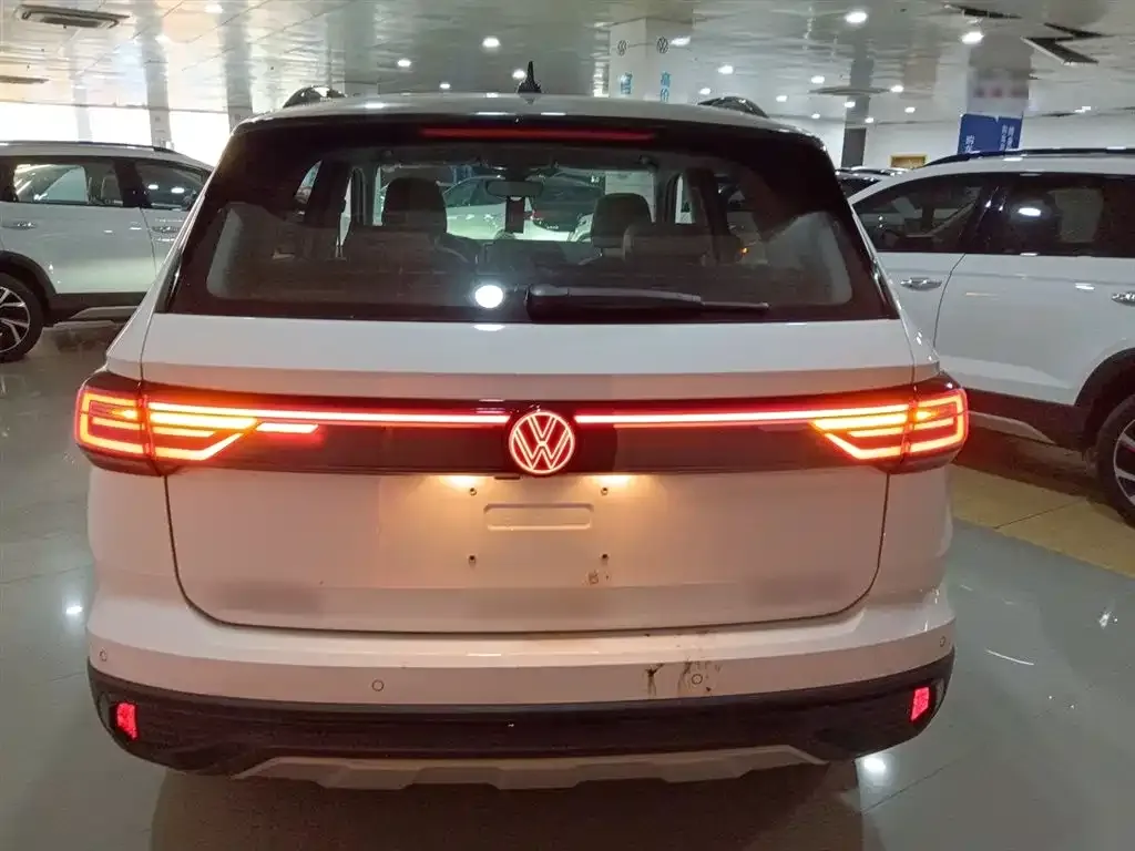 Volkswagen Tharu 2024 из CN, фото 6