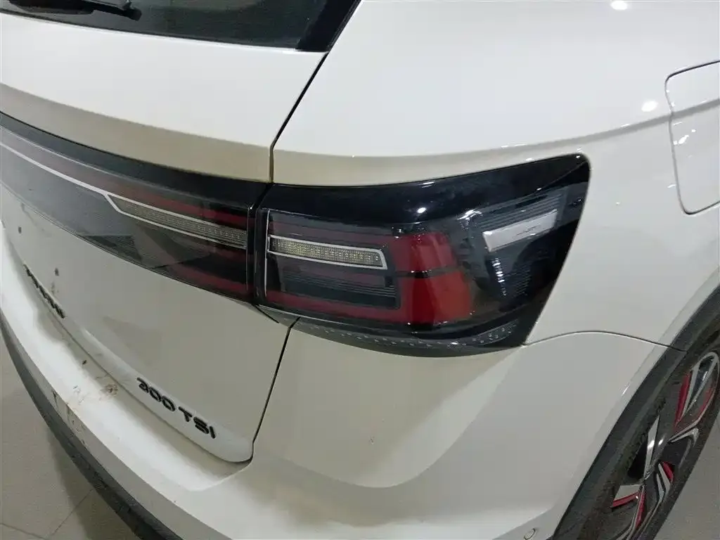 Volkswagen Tharu 2024 из CN, фото 8